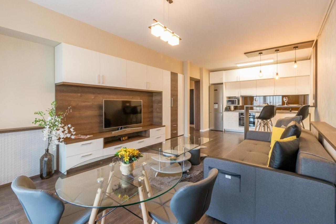 Modern Downtown Apartment Клуж-Напока Екстер'єр фото